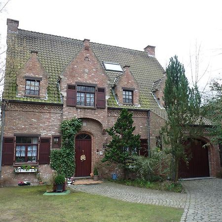B&B 'T Nieuw Lijsternest Wezembeek-Oppem Buitenkant foto