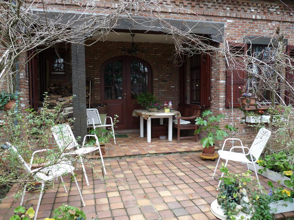 B&B 'T Nieuw Lijsternest Wezembeek-Oppem Buitenkant foto