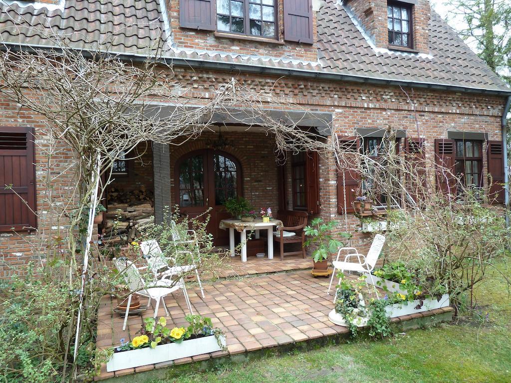 B&B 'T Nieuw Lijsternest Wezembeek-Oppem Buitenkant foto